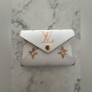 Louis Vuitton Small Kirigami